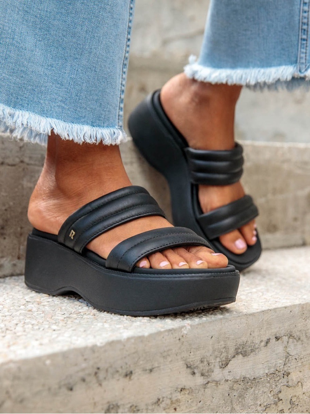 Reef Lofty Lux Hi Women’s Slip on platform Sandals Leather Beach Slides Black 10